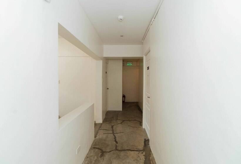 Fotos del hotel Reddoorz Plus @ Boni Avenue Mandaluyong:  2