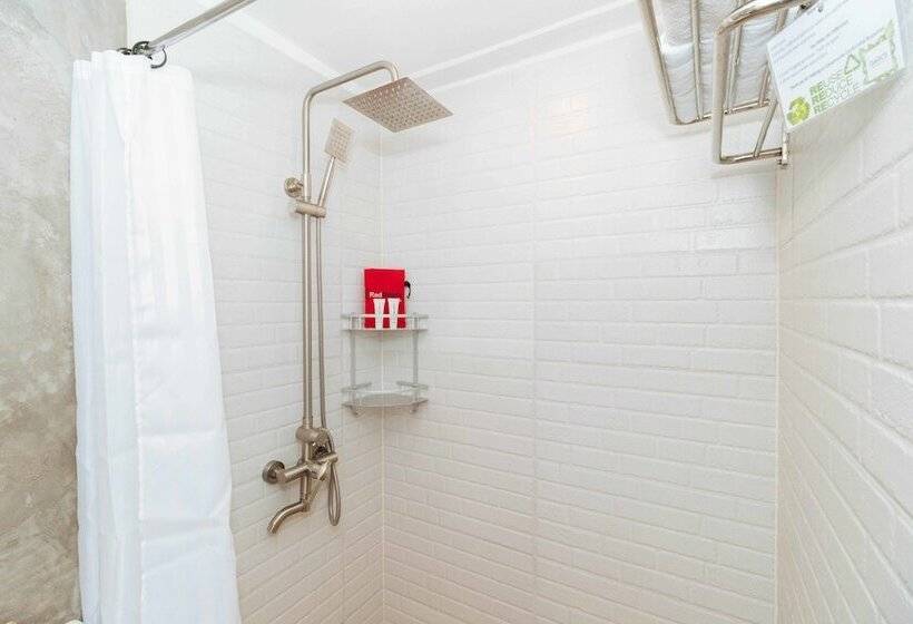 Fotos del hotel Reddoorz Plus @ Boni Avenue Mandaluyong:  20