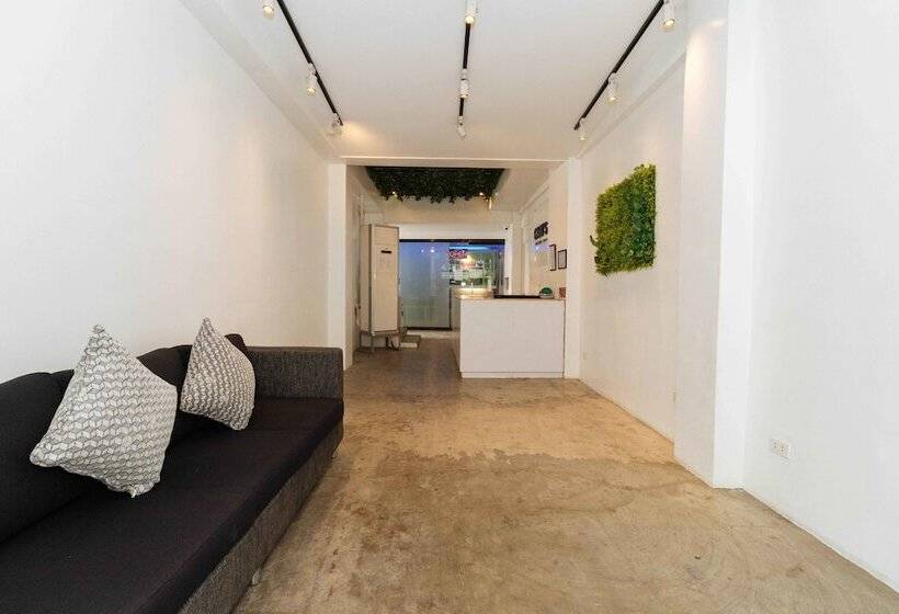 Fotos del hotel Reddoorz Plus @ Boni Avenue Mandaluyong:  25