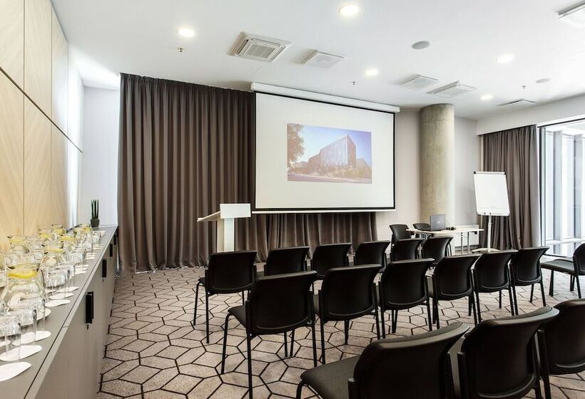 Fotos del hotel Courtyard By Marriott Vilnius City Center:  15