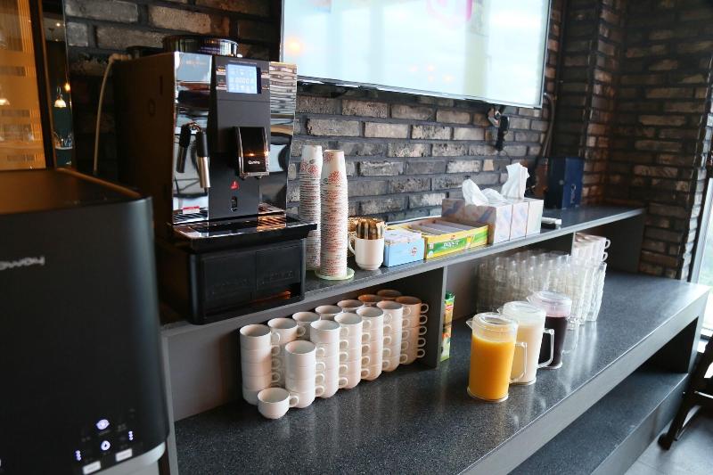 Fotos del hotel Laon:  5