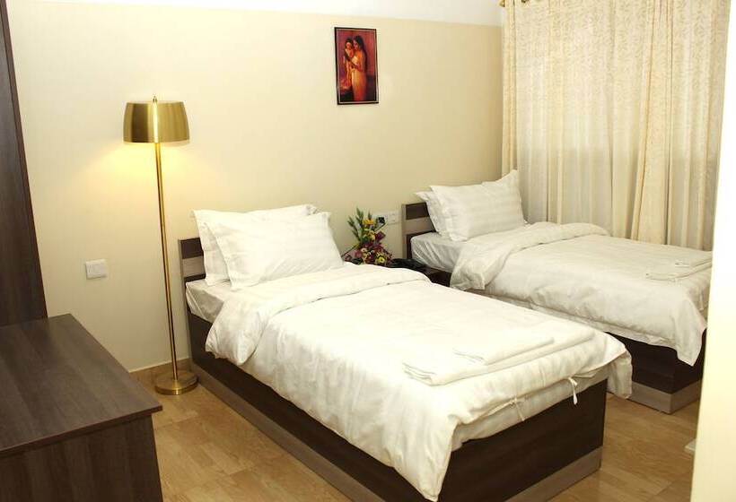 Fotos del hotel Dostyk Hotels:  15