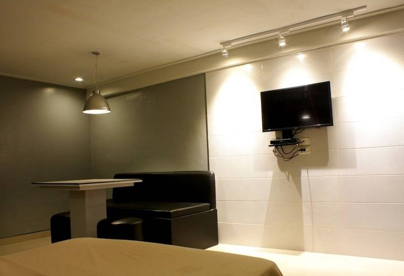 Fotos del hotel New Winston:  17