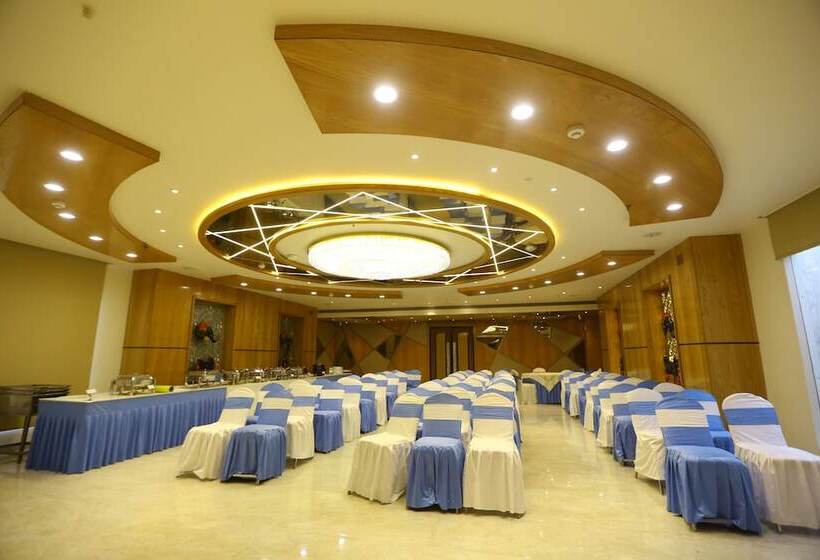 Fotos del hotel The Gurveer Royal:  5