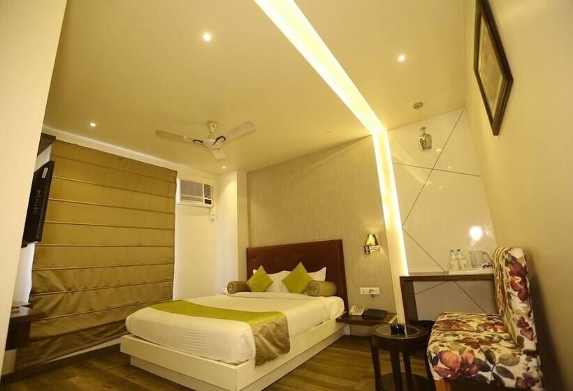 Fotos del hotel The Gurveer Royal:  8