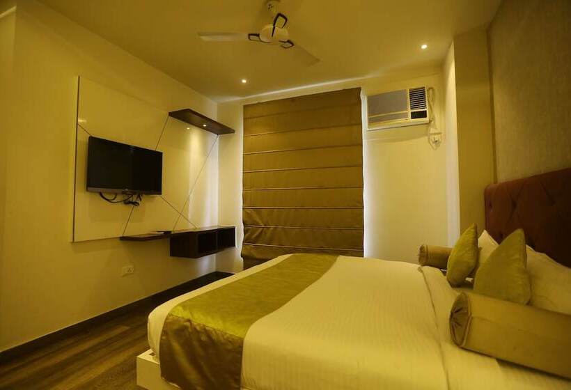 Fotos del hotel The Gurveer Royal:  20