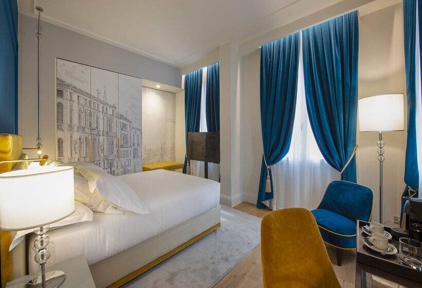 Fotos del hotel H10 Palazzo Canova:  3