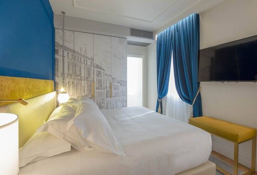 Fotos del hotel H10 Palazzo Canova:  85