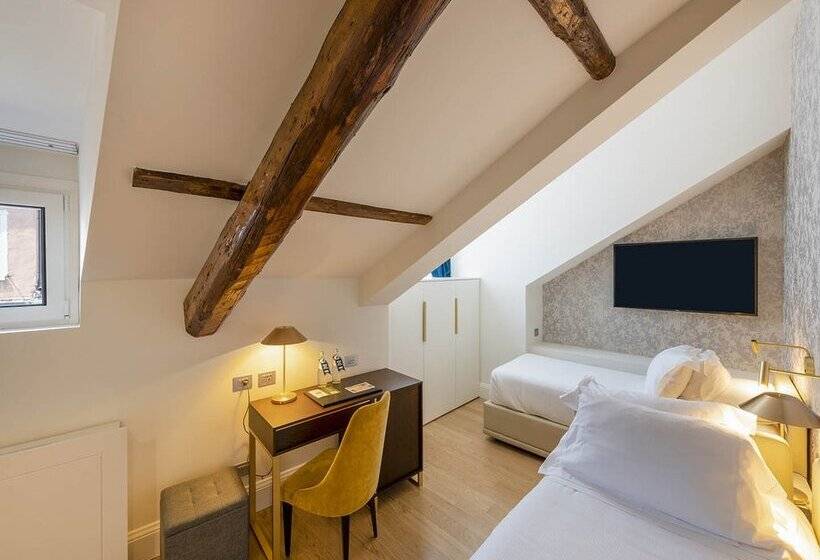 Fotos del hotel H10 Palazzo Canova:  28