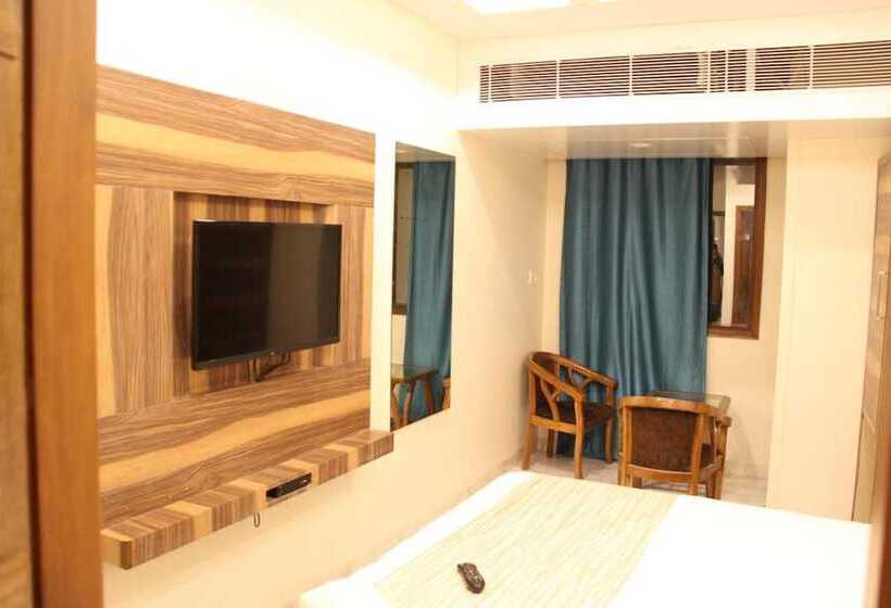 Fotos del hotel Golden Oasis - A Well Hygiene Property:  25