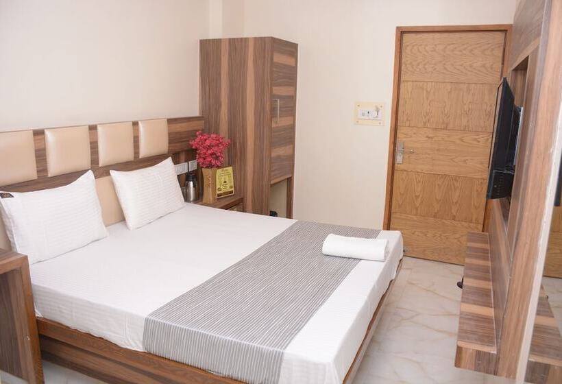 Fotos del hotel Golden Oasis - A Well Hygiene Property:  15