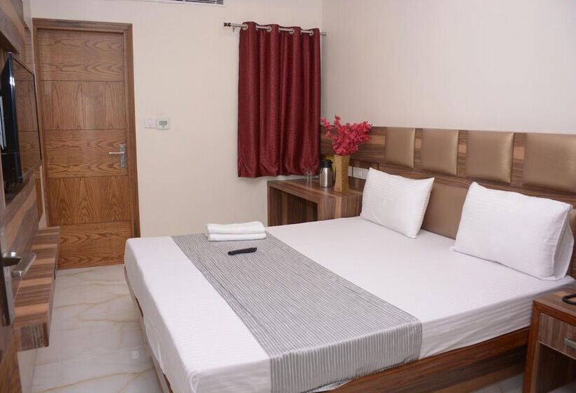 Fotos del hotel Golden Oasis - A Well Hygiene Property:  20