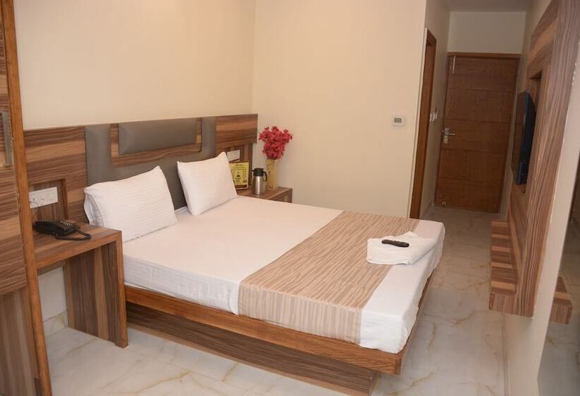 Fotos del hotel Golden Oasis - A Well Hygiene Property:  10