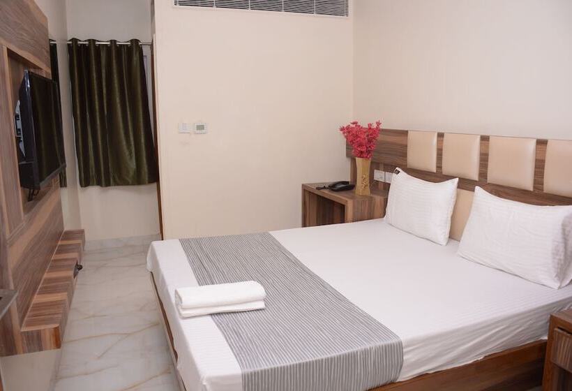 Fotos del hotel Golden Oasis - A Well Hygiene Property:  9