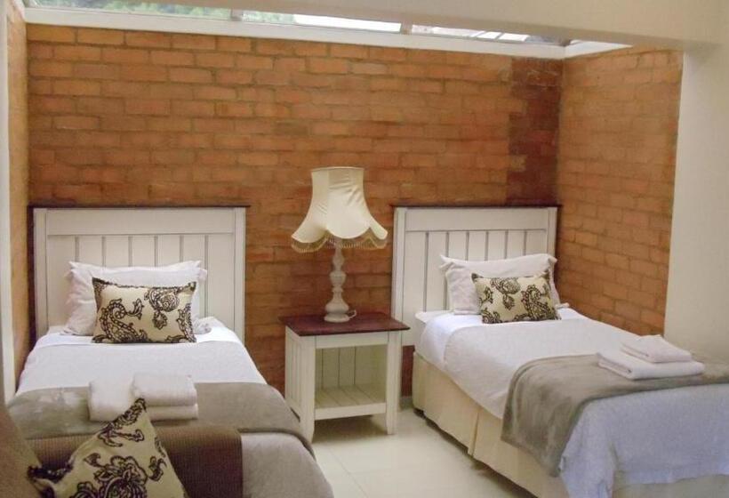 Fotos del hotel Accommodation @ Van's:  18