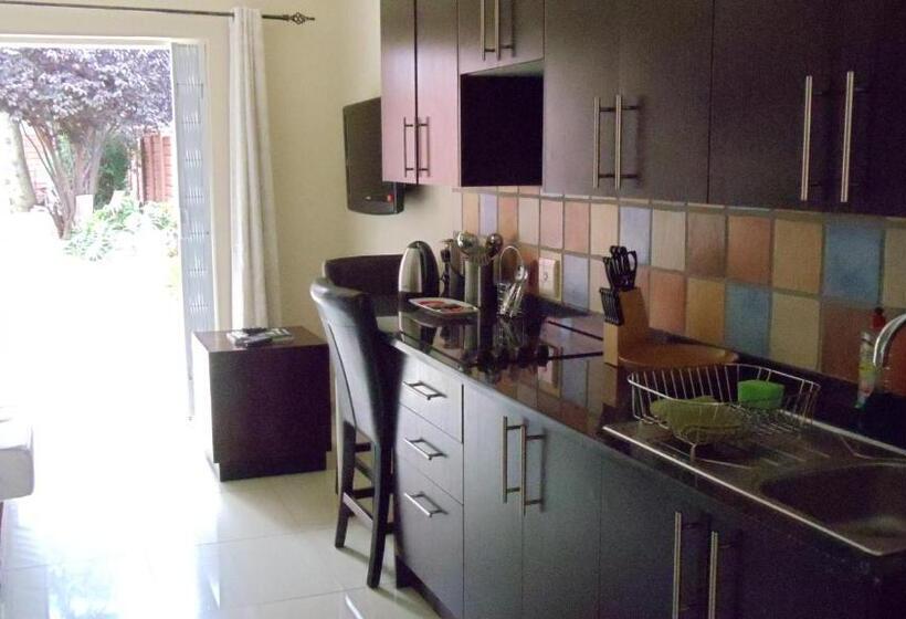 Fotos del hotel Accommodation @ Van's:  3