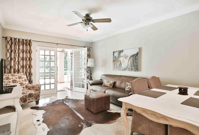 Accommodation @ Van’s