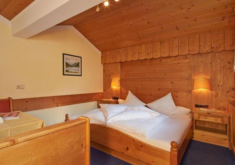 Fotos del hotel Pension Romantik:  6