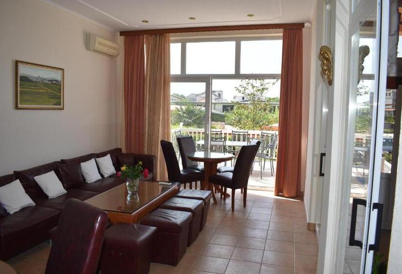 Fotos del hotel Guest House Regina Mundi:  22