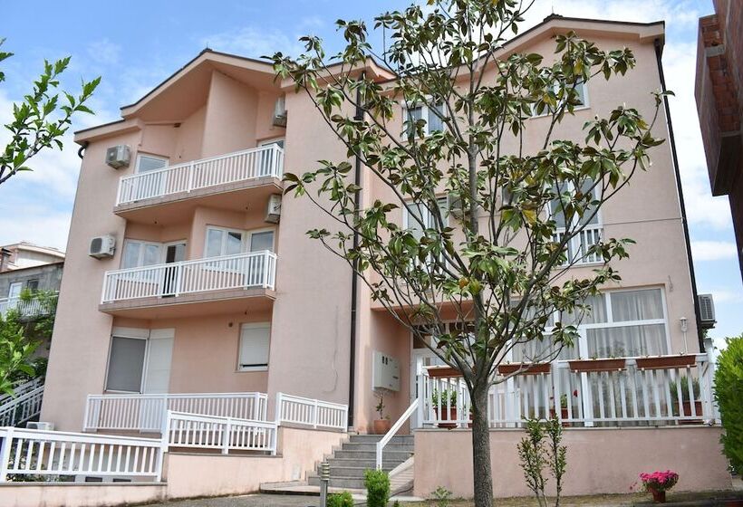 Fotos del hotel Guest House Regina Mundi:  7