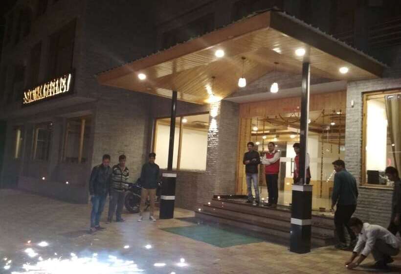 Fotos del hotel Sarthak Regency:  5