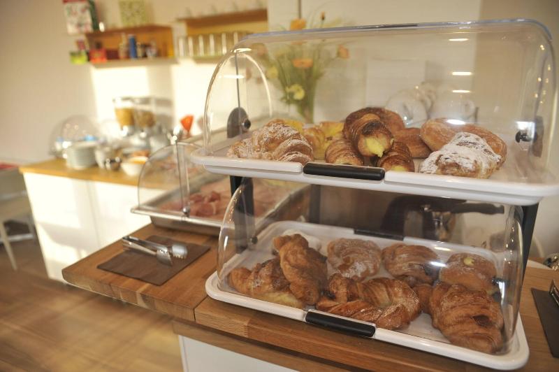 Fotos del hotel B&b Via Delle 5 Terre:  7