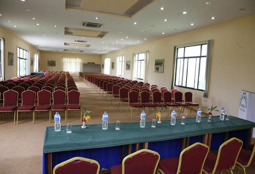 Fotos del hotel Chitwan Paradise:  2