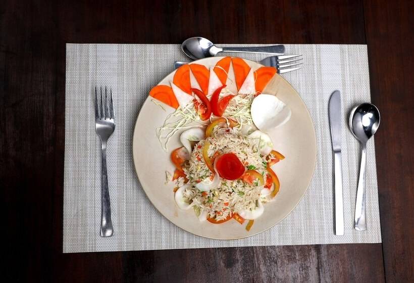 Fotos del hotel Chitwan Paradise:  6