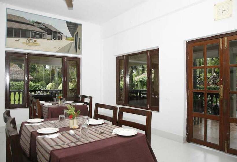 Fotos del hotel Chitwan Paradise:  24