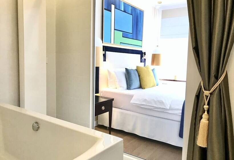 Fotos del hotel Mondrian Luxury Suites & Apartments Old Town Market Square I:  20