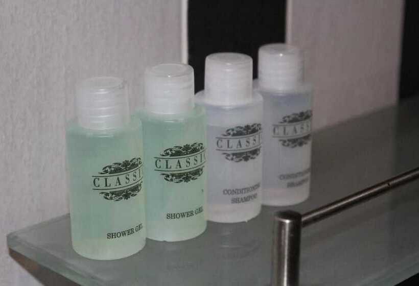 Fotos del hotel T Jalan Tar:  17