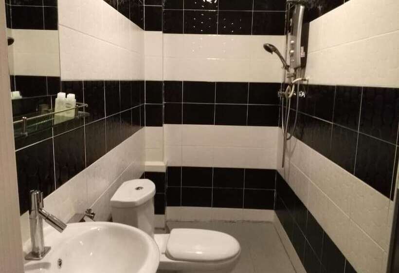 Fotos del hotel T Jalan Tar:  9