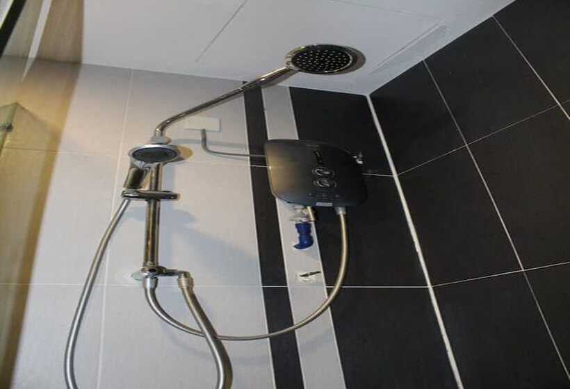 Fotos del hotel T Jalan Tar:  7