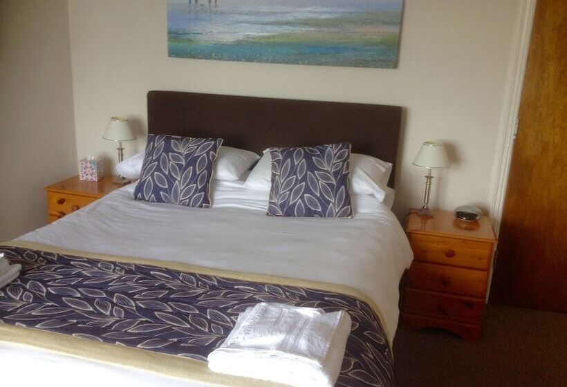 Fotos del hotel By The Sea Bed And Breakfast:  22