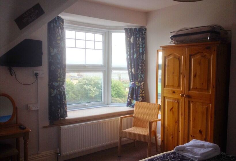 Fotos del hotel By The Sea Bed And Breakfast:  25