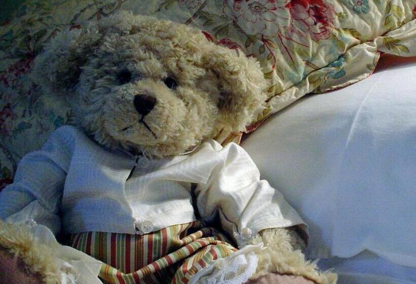 Fotos del hotel Chequer Cottage:  5