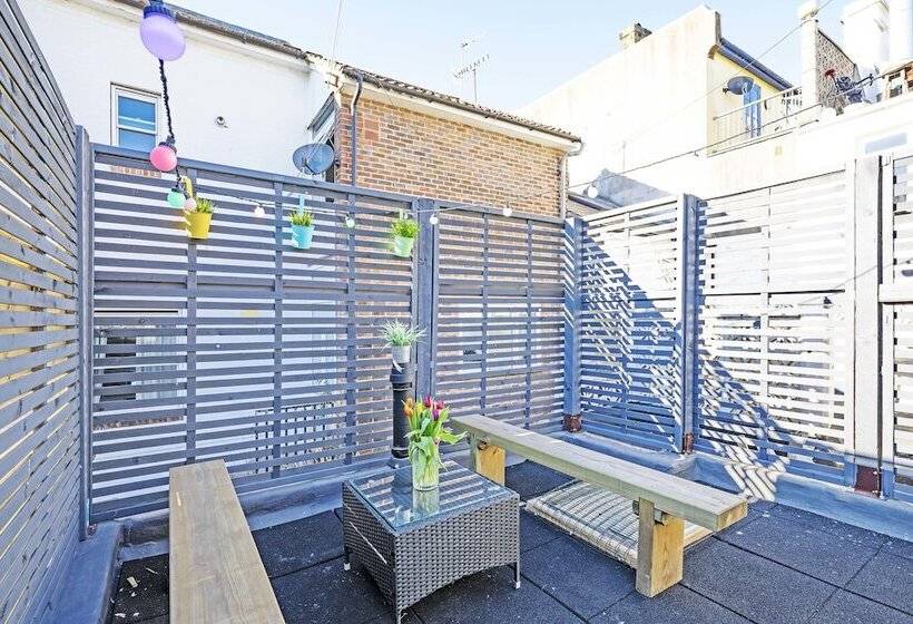 Fotos del hotel Brighton Getaways  Sunny Cottage:  3