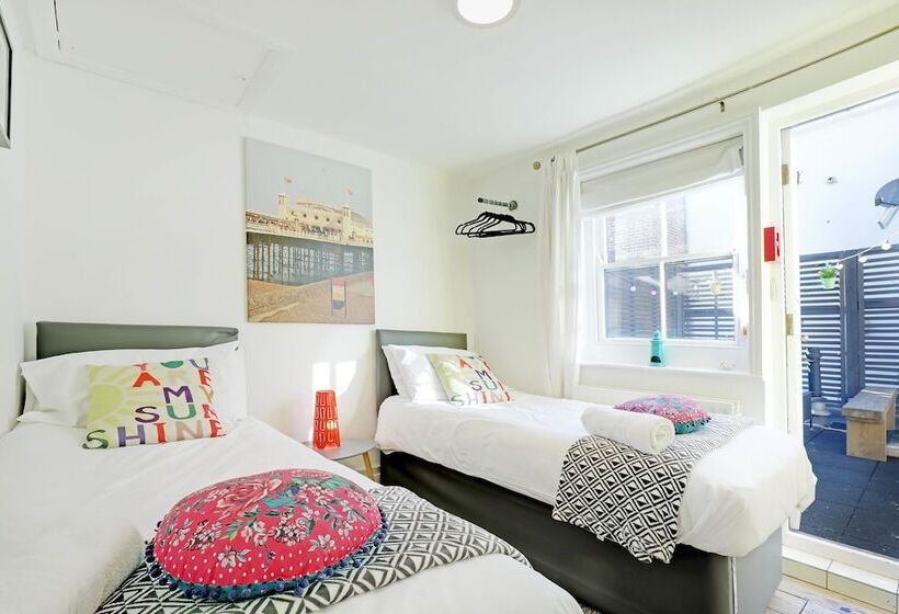 Fotos del hotel Brighton Getaways  Sunny Cottage:  11