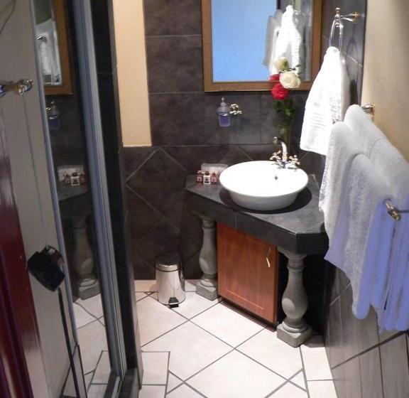 Fotos del hotel Emoyeni Lodge:  6