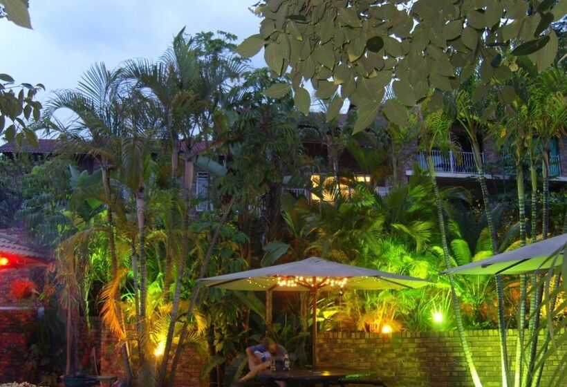 Fotos del hotel Emoyeni Lodge:  4