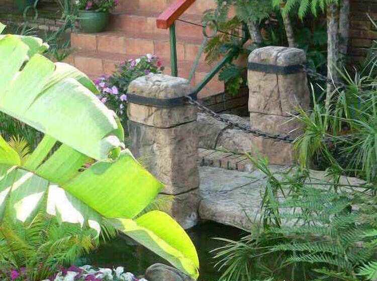 Fotos del hotel Emoyeni Lodge:  7