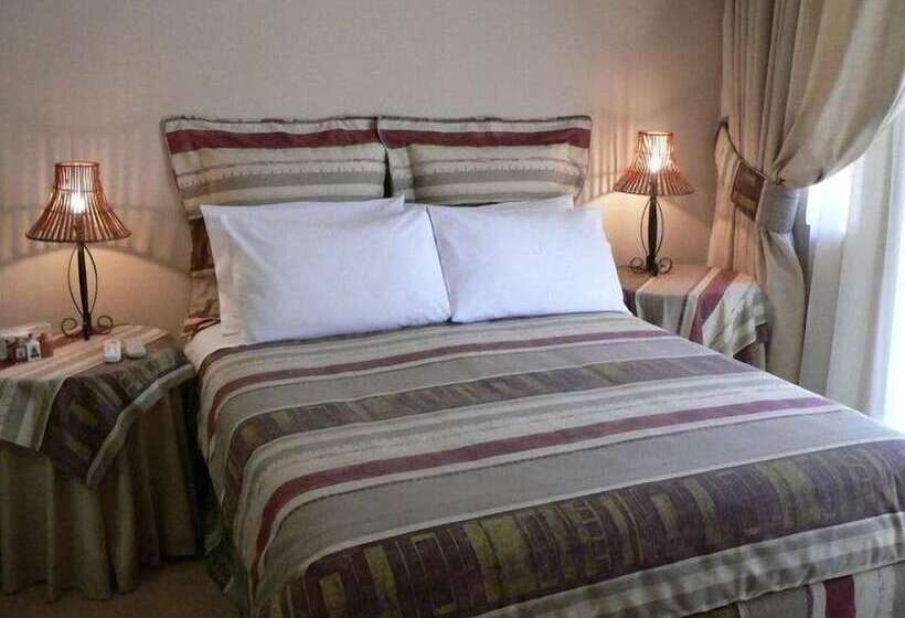 Fotos del hotel Emoyeni Lodge:  2