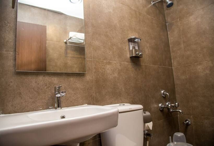 Fotos del hotel Fab Astra Suites Hsr Layout:  4