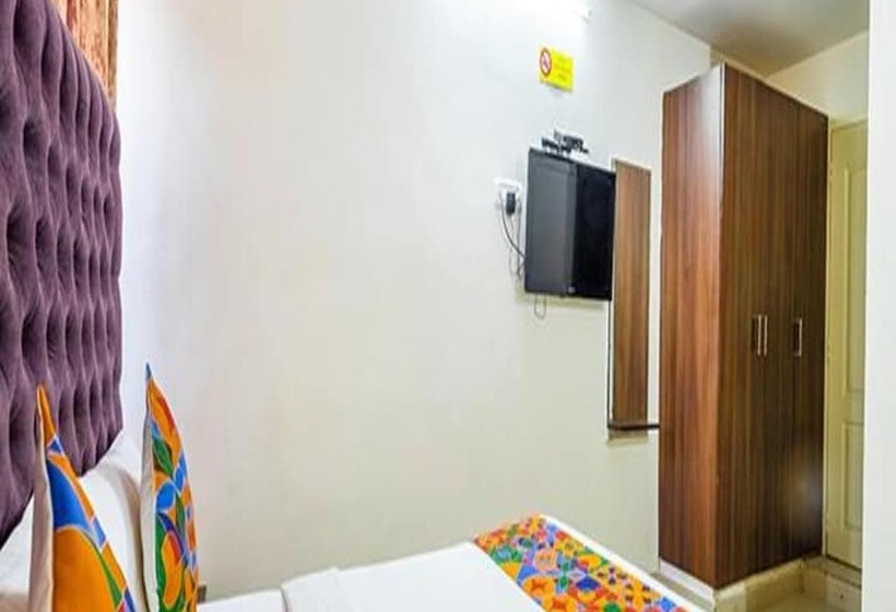 Fotos del hotel Fab Astra Suites Hsr Layout:  9