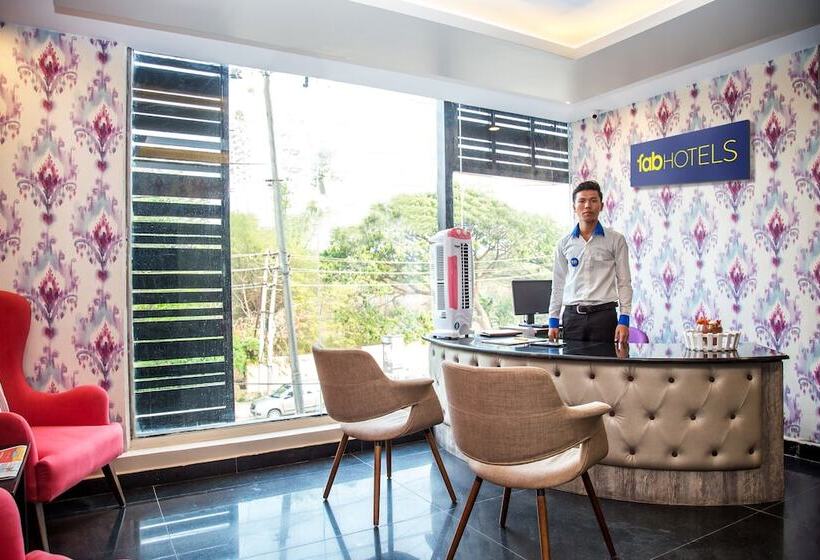 Fotos del hotel Fab Astra Suites Hsr Layout:  5