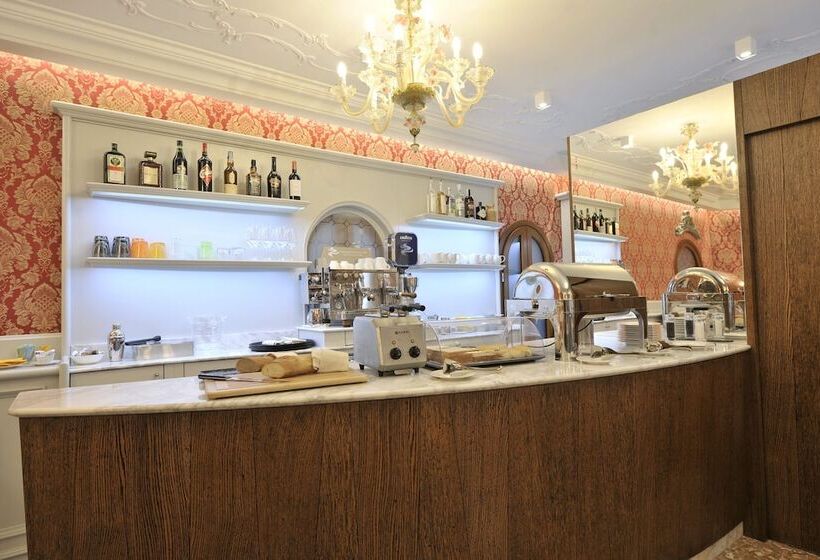 Fotos del hotel Al Theatro Palace:  4