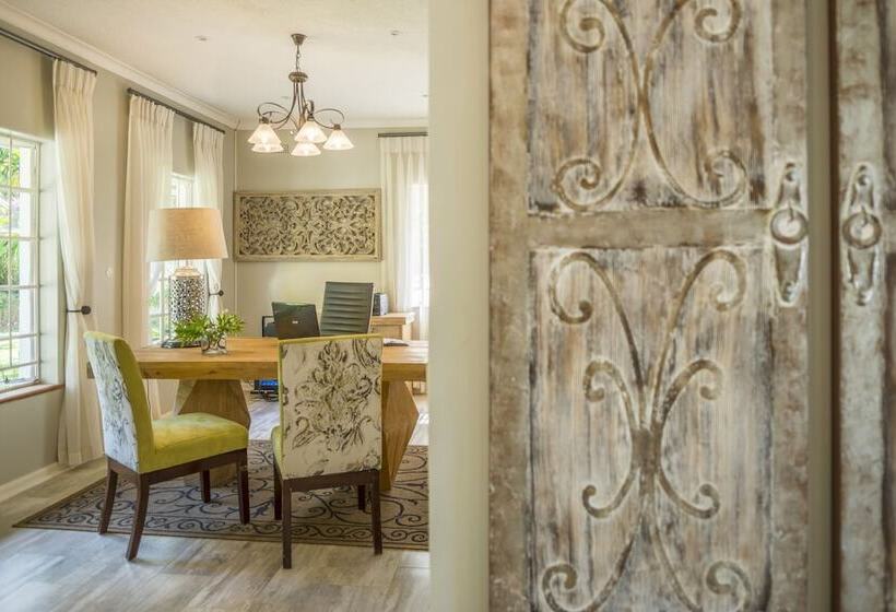 Fotos del hotel Number Eighteen Exclusive Guest Lodge:  11