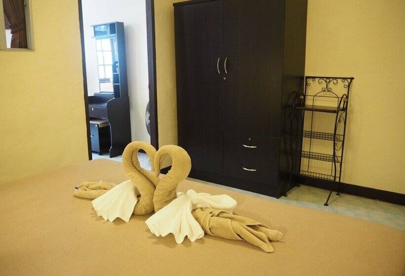 Fotos del hotel Stefan S Guesthouse:  8