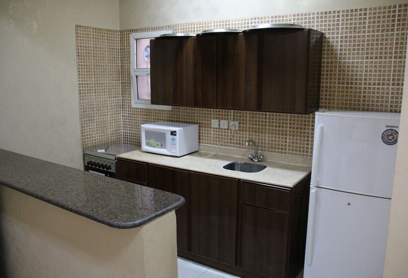 Fotos del hotel Dorar Darea Hotel Apartments  Al Mughrizat:  15