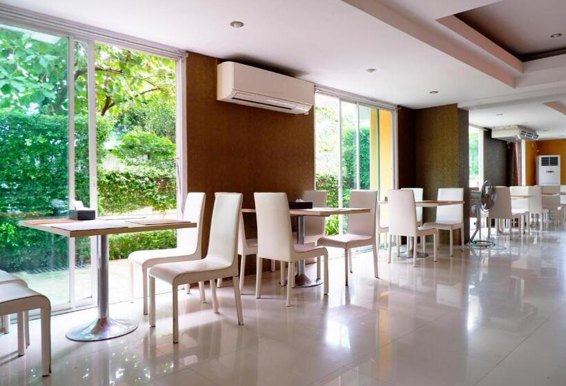 Fotos del hotel The Wing Design:  22